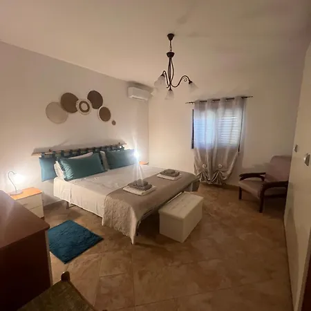 Casal Mastro E Con Piscina Bisceglie