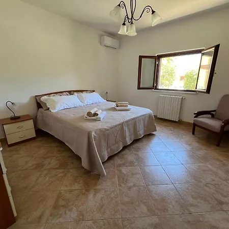 Casal Mastro E Con Piscina Holiday home *
